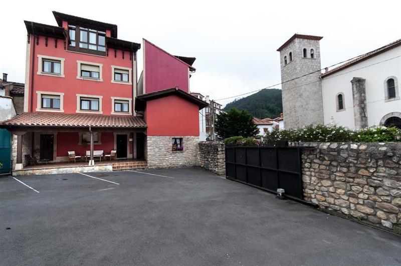 Pension San Jorge Nueva De Llanes Exterior foto
